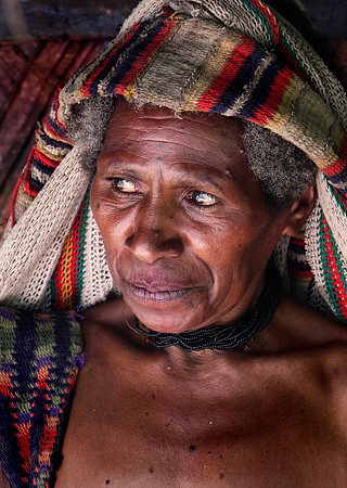 Huli Woman
